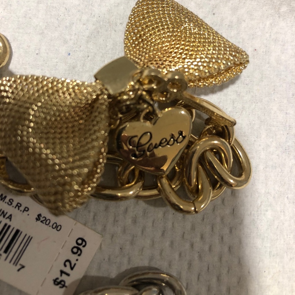 Bow bracelet